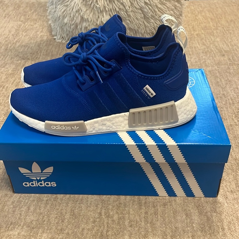 NMD R1 SHOES - Picture 2 of 8